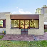 בית נופש La Maison Fleurie - Sunny With Large Garden, Parking, Within Walking Distance Of The Sea קוקסיידה