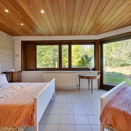 La Maison Fleurie Zonnige Vakantiewoning Met Grote Tuin Op 2 Km Zee