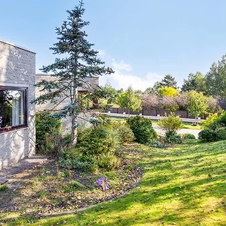 La Maison Fleurie Zonnige Vakantiewoning Met Grote Tuin Op 2 Km Zee Holiday home *