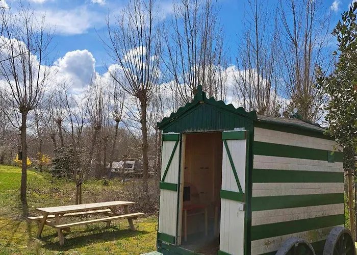 La Maison Fleurie - Sunny With Large Garden, Parking, Within Walking Distance Of The Sea Ferienhaus Koksijde